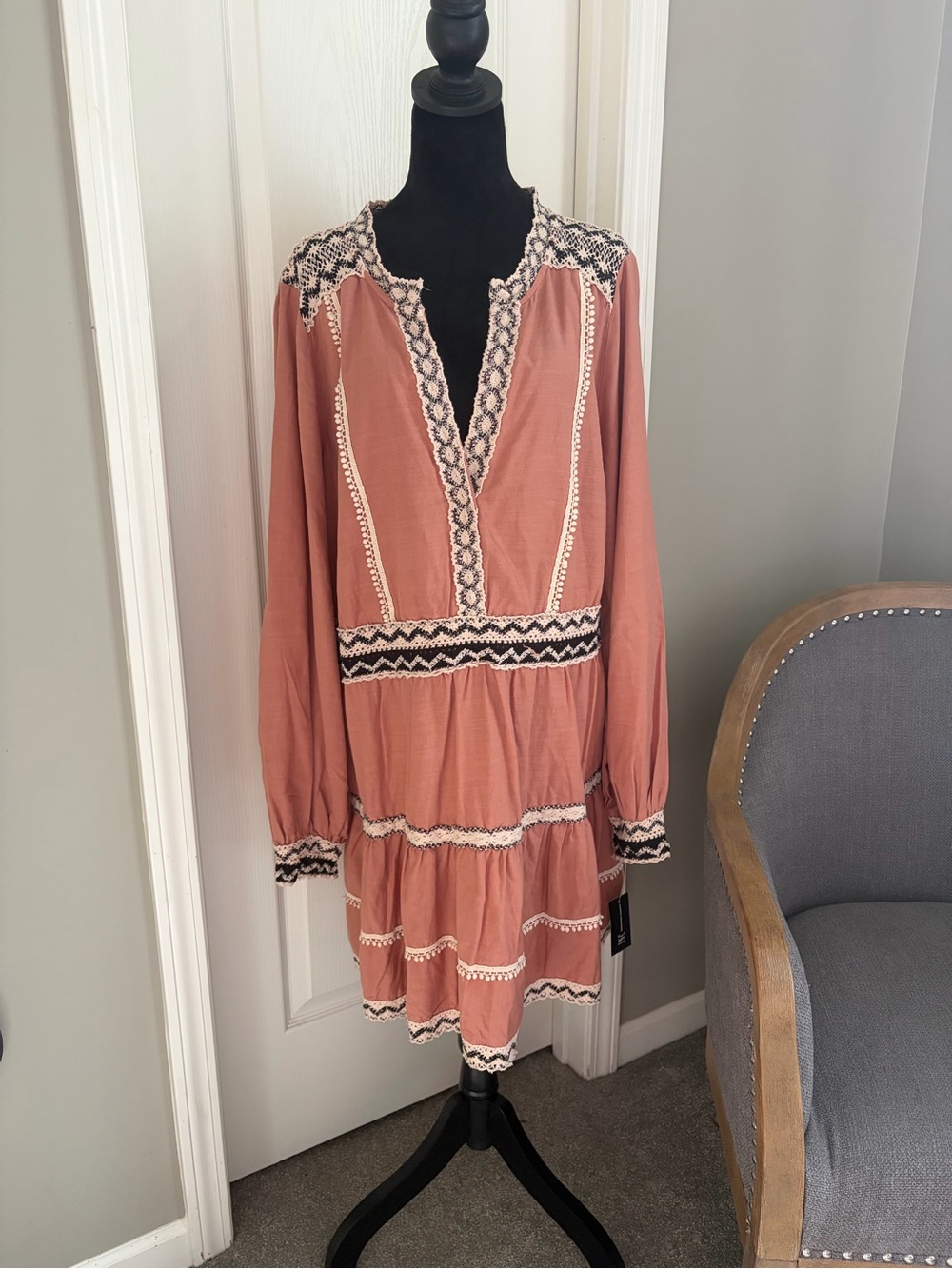 INC International Concepts Rose Blush Embroidered Long-Sleeve Tiered Dress